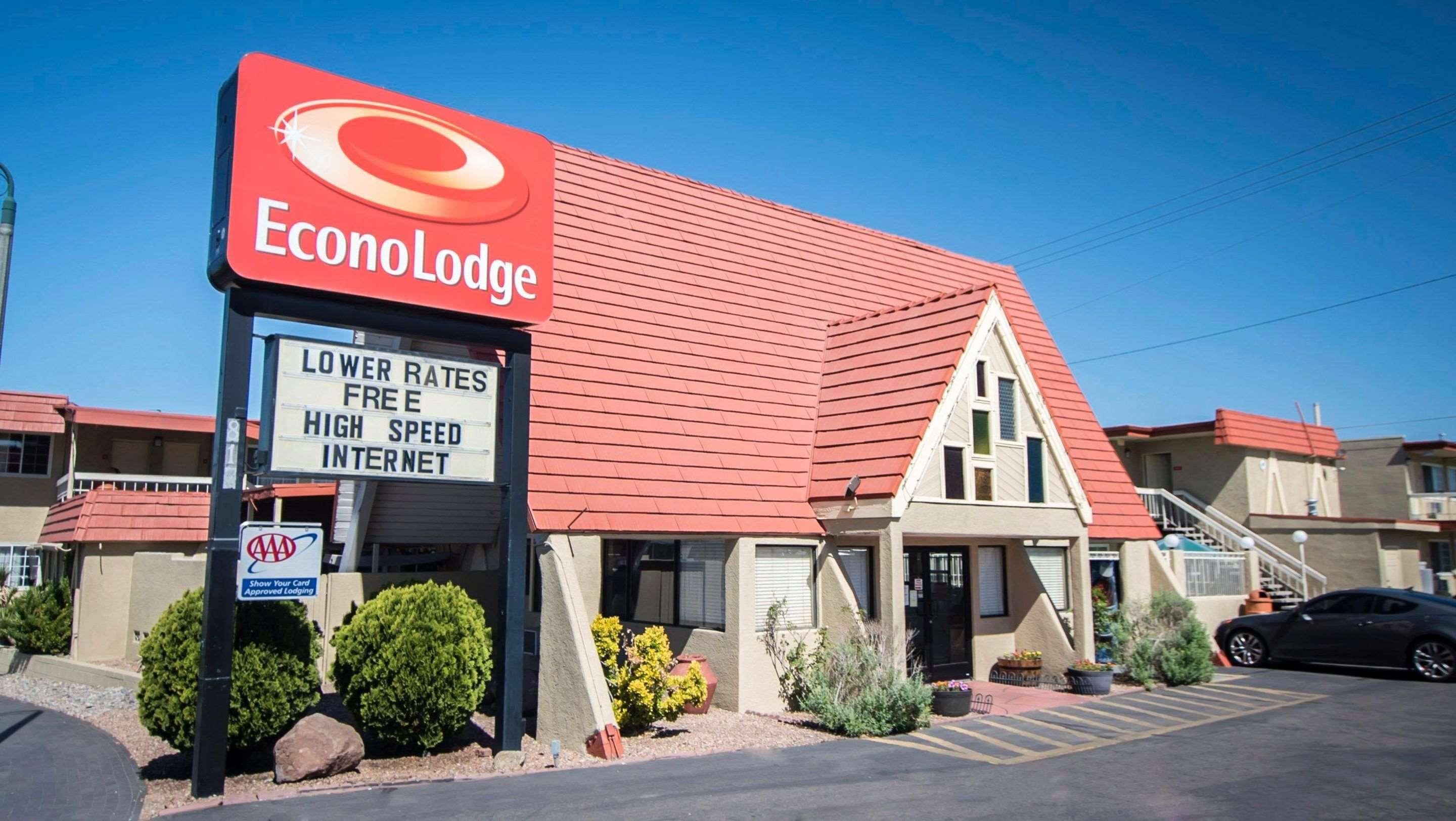 Econo Lodge Downtown Albuquerque Exterior photo