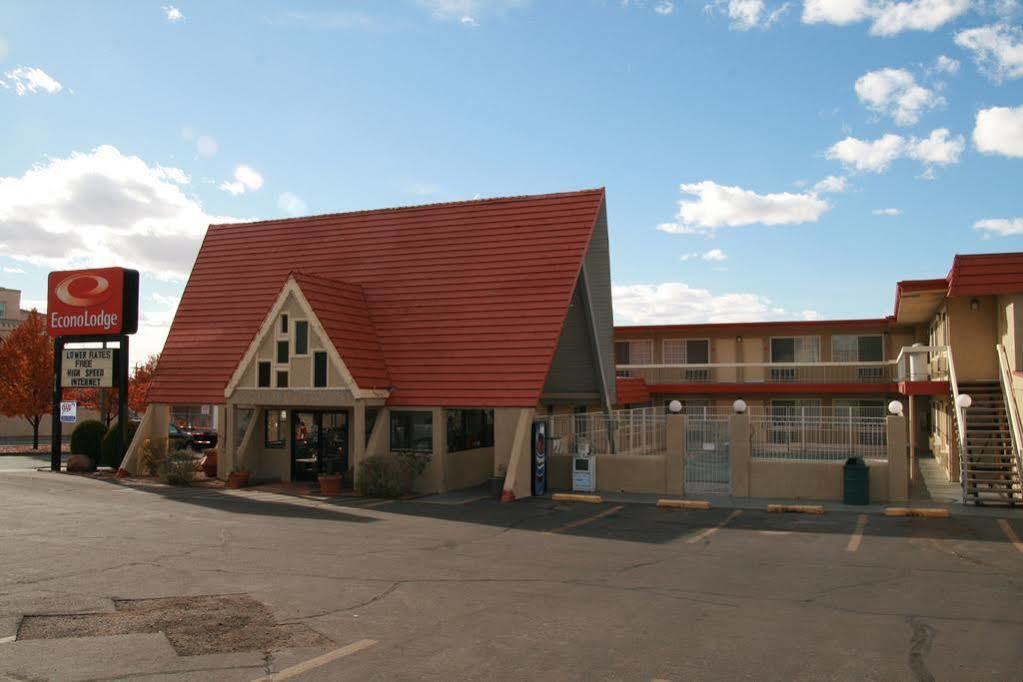 Econo Lodge Downtown Albuquerque Exterior photo